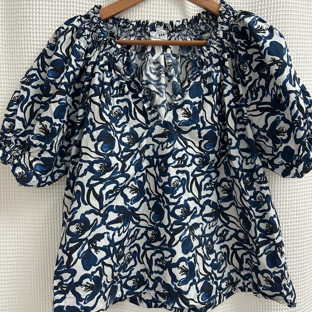 Apiece Apart Blue White Kasin Floral-Print Puff-Sleeve Top - Picture 5 of 8